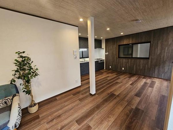 apartment 大阪府大阪市鶴見区諸口１丁目
地図を見る