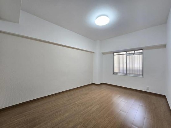 apartment 大阪府摂津市昭和園
地図を見る