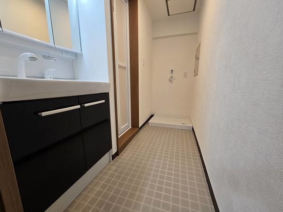 apartment 大阪府摂津市昭和園
地図を見る
