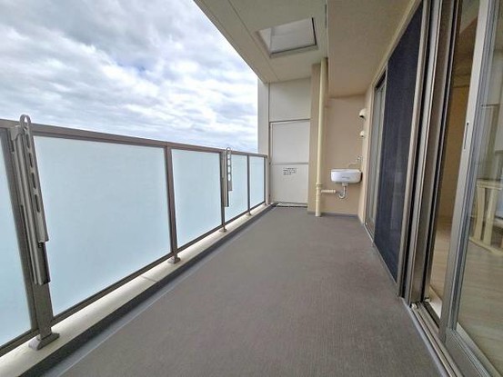 apartment 大阪府吹田市千里丘北
地図を見る