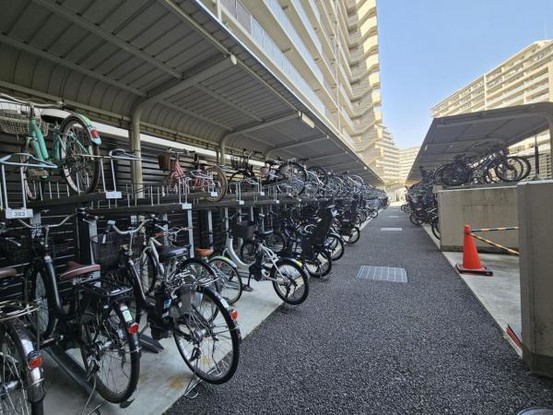 apartment 大阪府吹田市千里丘北
地図を見る