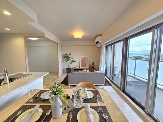 apartment 大阪府吹田市千里丘北
地図を見る