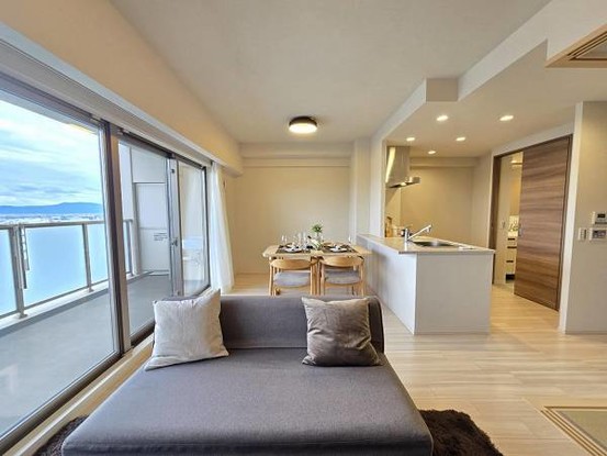 apartment 大阪府吹田市千里丘北
地図を見る