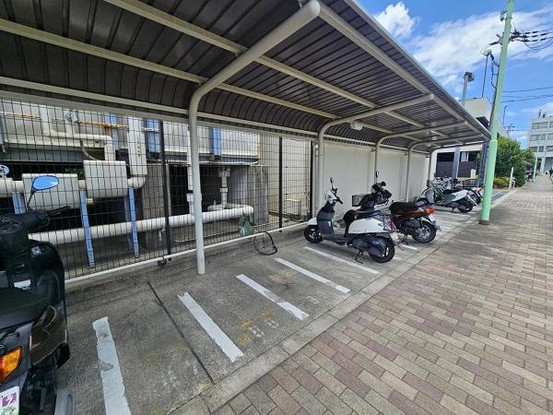 apartment 大阪府大東市氷野３丁目
地図を見る
