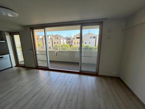 apartment 大阪府大東市氷野３丁目
地図を見る