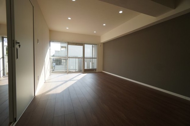 apartment 埼玉県さいたま市南区南浦和２丁目40-12