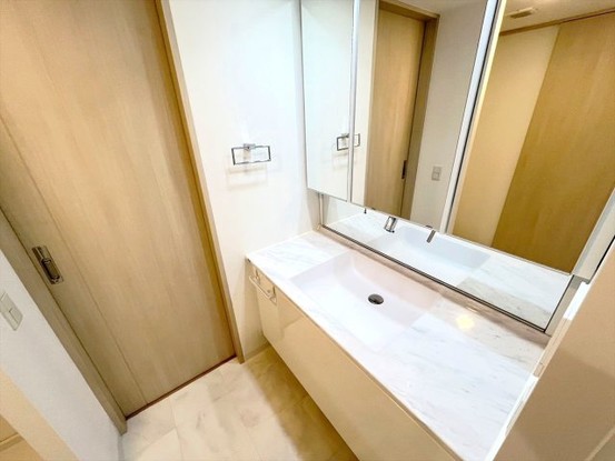apartment 埼玉県さいたま市南区南浦和２丁目40-12