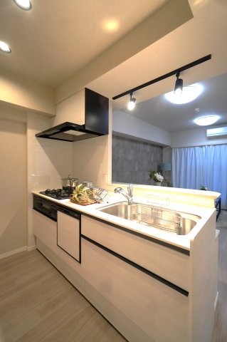 apartment 埼玉県さいたま市南区南浦和２丁目40-12