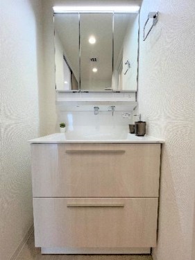 apartment 埼玉県上尾市上町１丁目
地図を見る