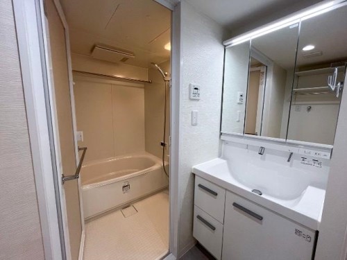 apartment 埼玉県志木市柏町１丁目
地図を見る