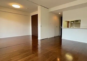 apartment 埼玉県入間市扇台１丁目
地図を見る