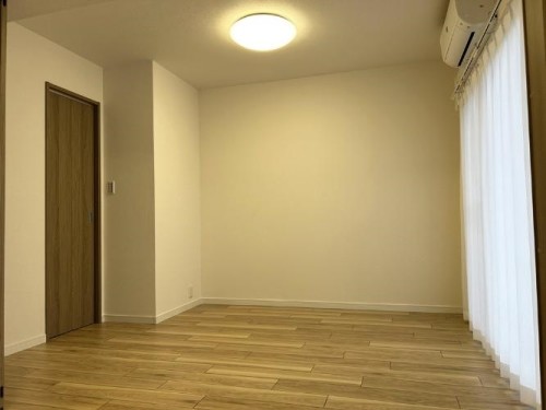 apartment 埼玉県戸田市南町
地図を見る