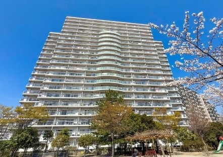 apartment 埼玉県三郷市さつき平１丁目
地図を見る