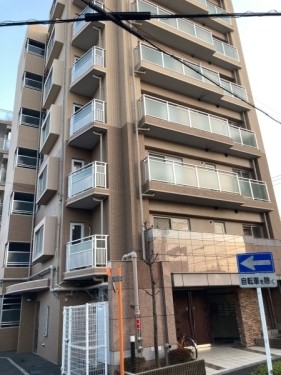 apartment 埼玉県蕨市中央２丁目
地図を見る