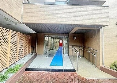 apartment 埼玉県入間市東藤沢１丁目
地図を見る