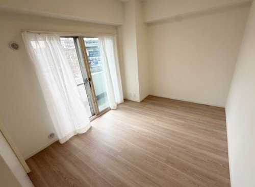 apartment 埼玉県蕨市中央２丁目
地図を見る