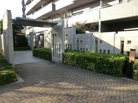 apartment 埼玉県富士見市ふじみ野西２丁目
地図を見る