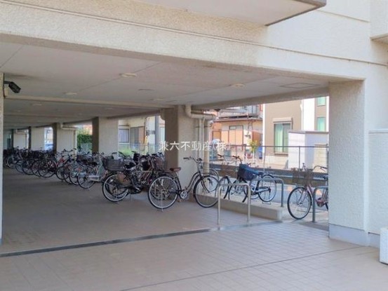 apartment 東京都練馬区大泉学園町１丁目29-7 兼六第四ビル1F