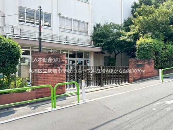 apartment 東京都練馬区大泉学園町１丁目29-7 兼六第四ビル1F