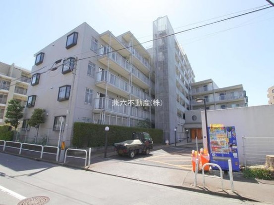 apartment 東京都練馬区大泉学園町１丁目29-7 兼六第四ビル1F