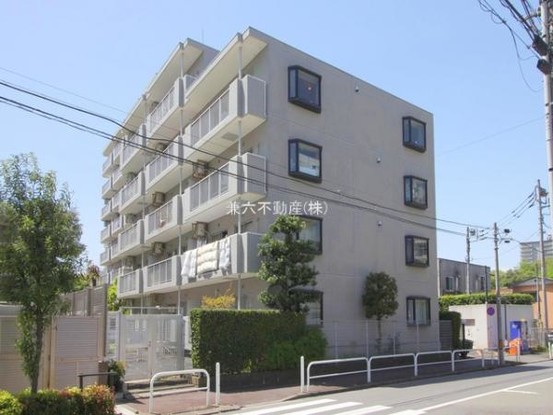 apartment 東京都練馬区大泉学園町１丁目29-7 兼六第四ビル1F
