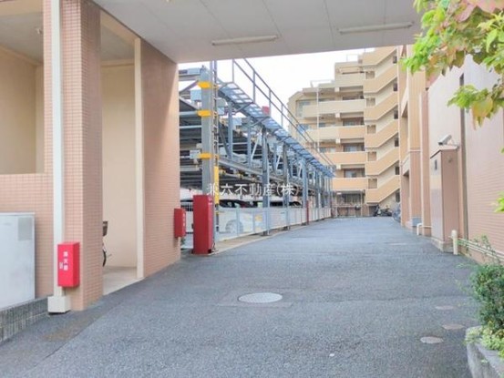 apartment 東京都練馬区大泉学園町１丁目29-7 兼六第四ビル1F