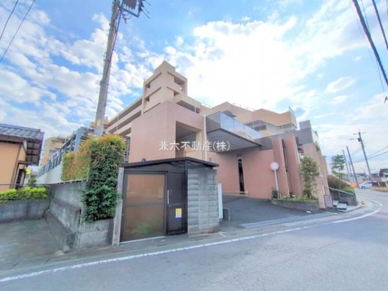 apartment 東京都練馬区大泉学園町１丁目29-7 兼六第四ビル1F