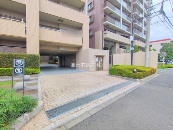 apartment 東京都練馬区大泉学園町１丁目29-7 兼六第四ビル1F