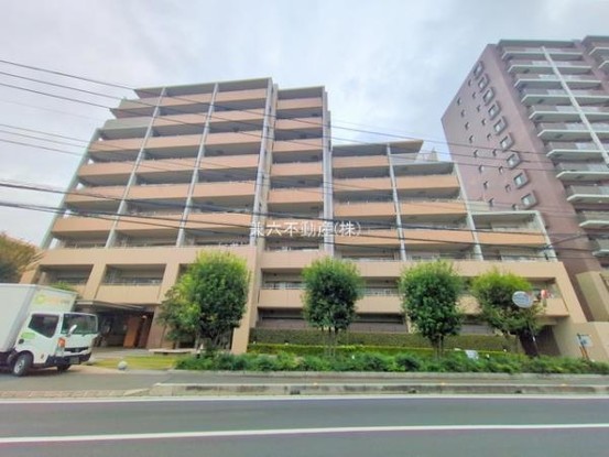 apartment 東京都練馬区大泉学園町１丁目29-7 兼六第四ビル1F