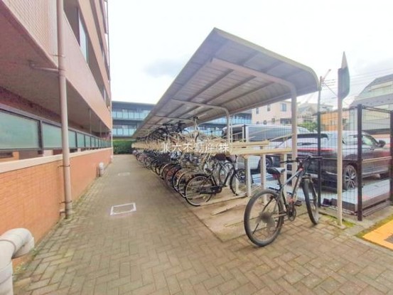 apartment 東京都練馬区大泉学園町１丁目29-7 兼六第四ビル1F