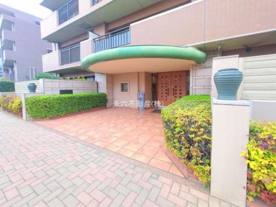 apartment 東京都練馬区大泉学園町１丁目29-7 兼六第四ビル1F
