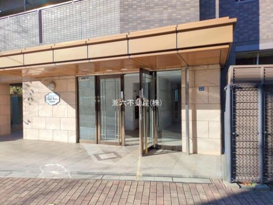 apartment 東京都練馬区大泉学園町１丁目29-7 兼六第四ビル1F