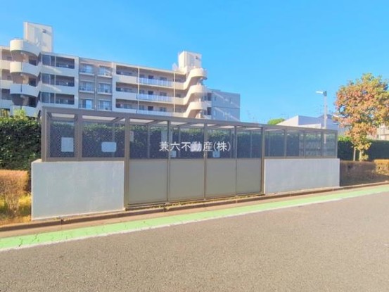 apartment 東京都練馬区大泉学園町１丁目29-7 兼六第四ビル1F