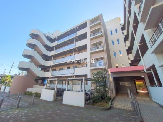 apartment 東京都練馬区大泉学園町１丁目29-7 兼六第四ビル1F