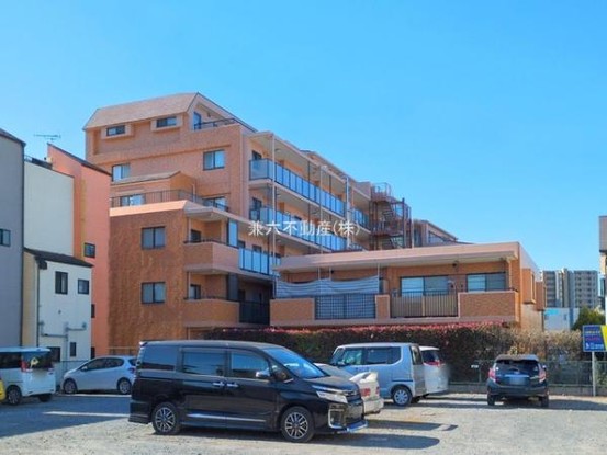 apartment 東京都練馬区大泉学園町１丁目29-7 兼六第四ビル1F