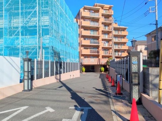 apartment 東京都練馬区大泉学園町１丁目29-7 兼六第四ビル1F