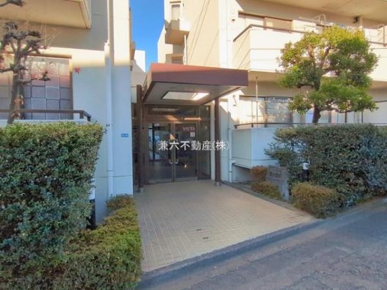 apartment 東京都練馬区大泉学園町１丁目29-7 兼六第四ビル1F