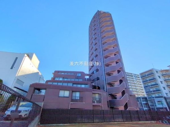 apartment 東京都練馬区大泉学園町１丁目29-7 兼六第四ビル1F