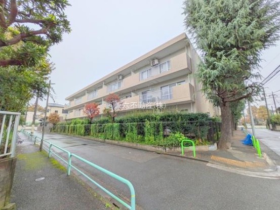 apartment 東京都練馬区大泉学園町１丁目29-7 兼六第四ビル1F
