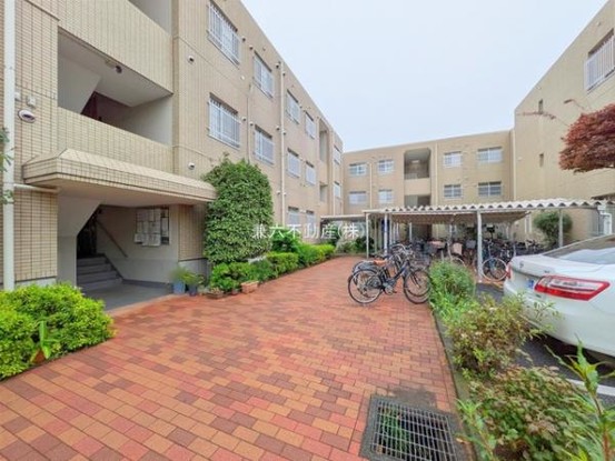 apartment 東京都練馬区大泉学園町１丁目29-7 兼六第四ビル1F
