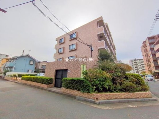 apartment 東京都練馬区大泉学園町１丁目29-7 兼六第四ビル1F
