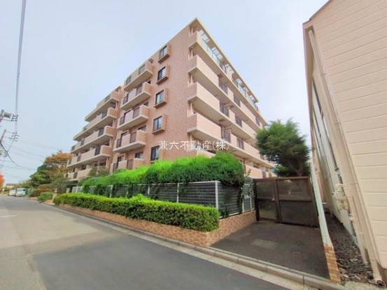 apartment 東京都練馬区大泉学園町１丁目29-7 兼六第四ビル1F