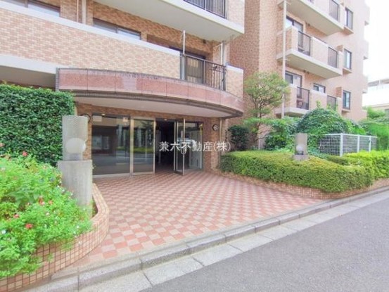 apartment 東京都練馬区大泉学園町１丁目29-7 兼六第四ビル1F