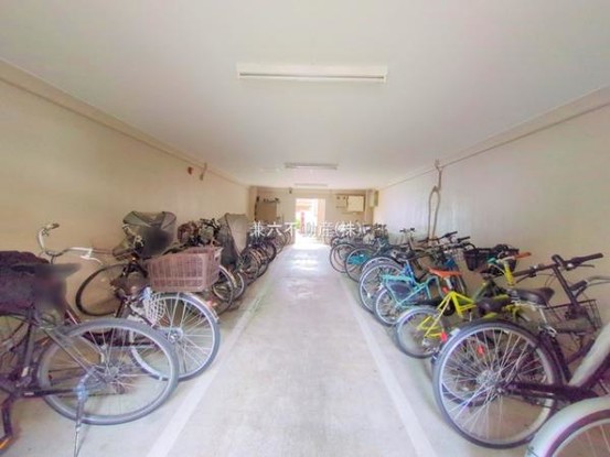 apartment 東京都練馬区大泉学園町１丁目29-7 兼六第四ビル1F