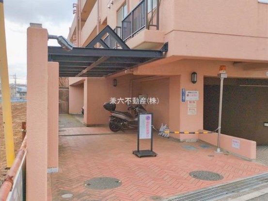 apartment 東京都練馬区大泉学園町１丁目29-7 兼六第四ビル1F
