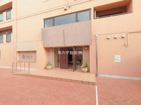 apartment 東京都練馬区大泉学園町１丁目29-7 兼六第四ビル1F