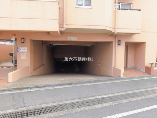 apartment 東京都練馬区大泉学園町１丁目29-7 兼六第四ビル1F