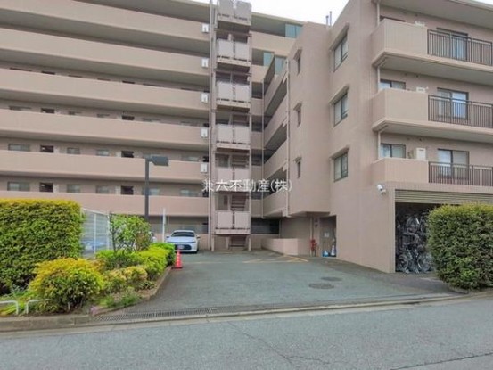 apartment 東京都練馬区大泉学園町１丁目29-7 兼六第四ビル1F