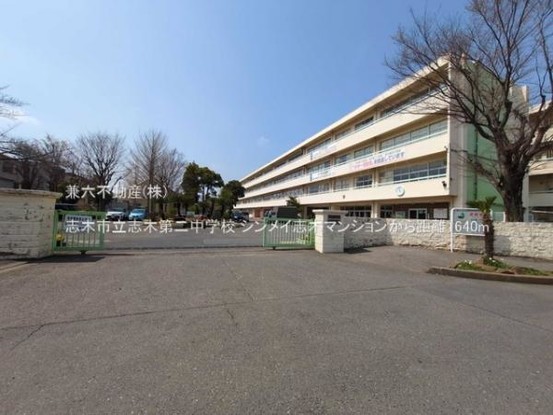 apartment 東京都練馬区大泉学園町１丁目29-7 兼六第四ビル1F