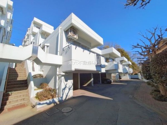apartment 東京都練馬区大泉学園町１丁目29-7 兼六第四ビル1F